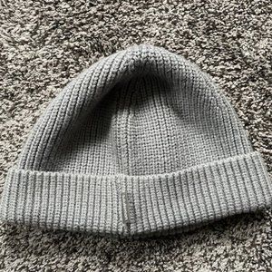 Lululemon Grey Wool Knitted Hat